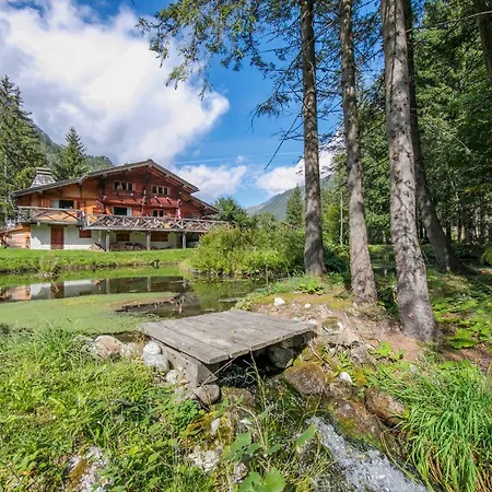Les Chosalets Chalet Sleeps 14 Domek alpejski *