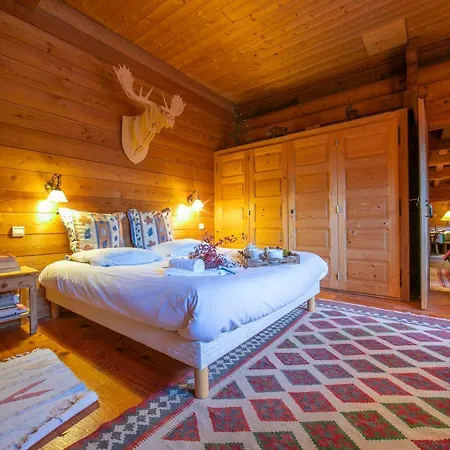 Domek alpejski Les Chosalets Chalet Sleeps 14 Chamonix