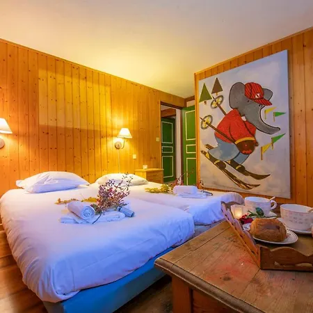 Domek alpejski Les Chosalets Chalet Sleeps 14