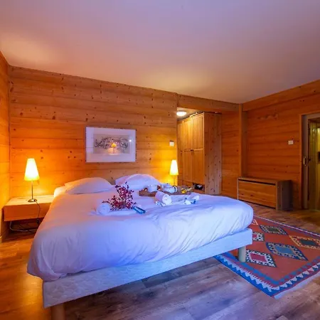 Les Chosalets Chalet Sleeps 14 Domek alpejski