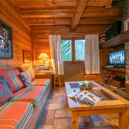 Domek alpejski Les Chosalets Chalet Sleeps 14